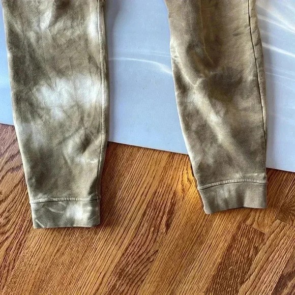 Lululemon I XS (men’s) - Picture 3 of 10